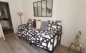 Studio Cosy Et Renove A 2 Pas Gare Reims Centre - Rue